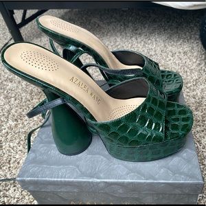 AZALEA WANG GREEN CROC HEELS WORN ONCE